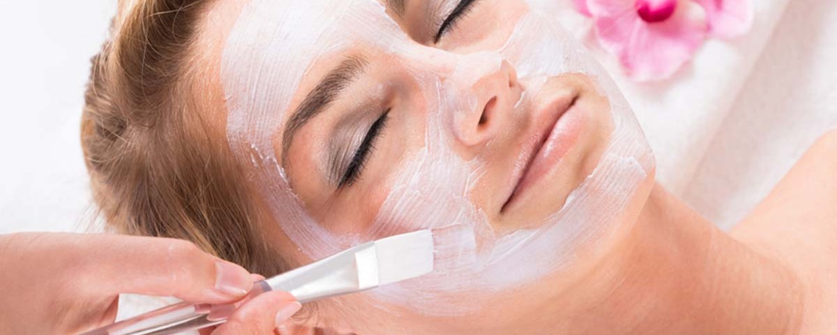 Per togliere il grigiore dell’inverno inizia con un peeling
